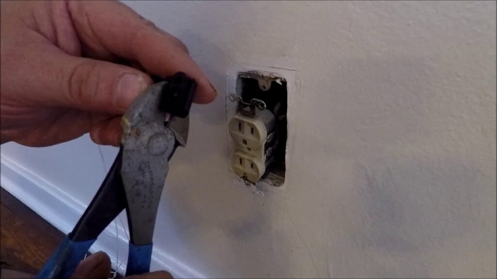 Receptacle Repair in Watkinsville